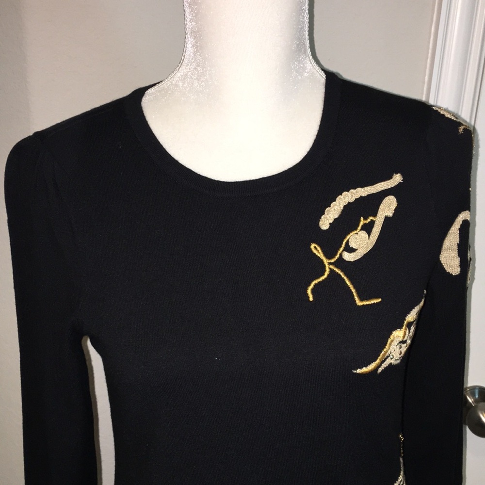 Chico’s Fine Gauge Knit Crewneck Pullover Sweater in Black w Gold Appliqué - Picture 3 of 10